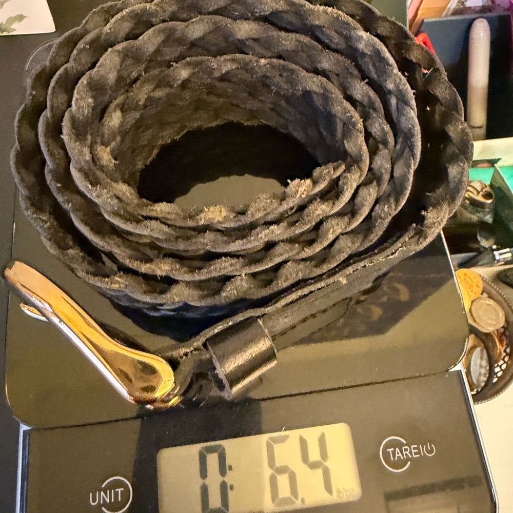 Michael Kors Leather belt with Gold Accents XL - Picture 4 of 9